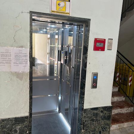 B&B Mary Sant'Elia Napoli Bagian luar foto