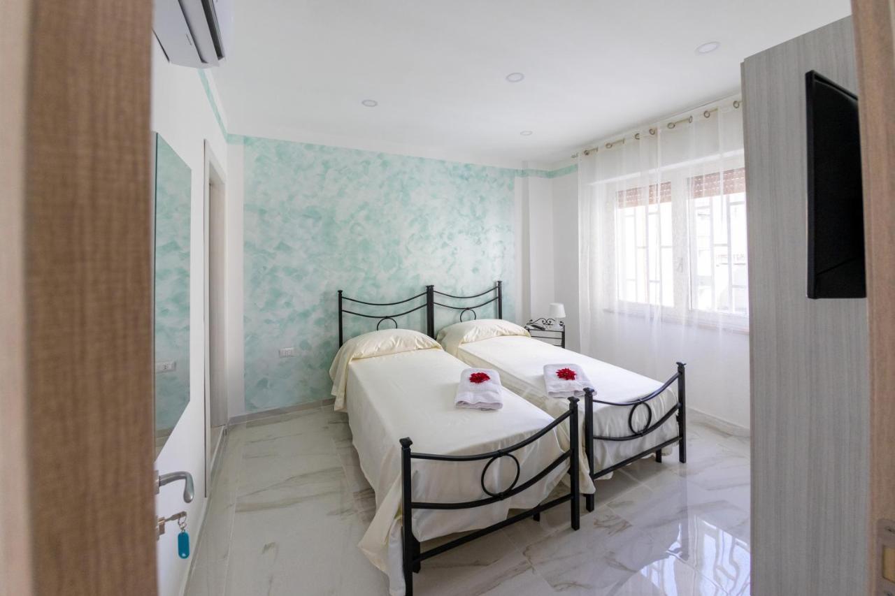 B&B Mary Sant'Elia Napoli Bagian luar foto