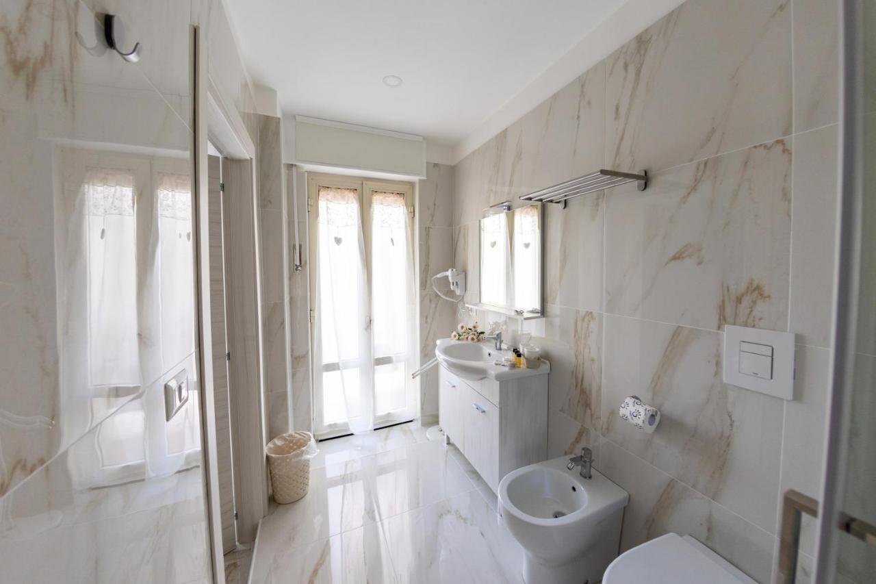 B&B Mary Sant'Elia Napoli Bagian luar foto