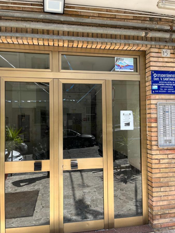 B&B Mary Sant'Elia Napoli Bagian luar foto